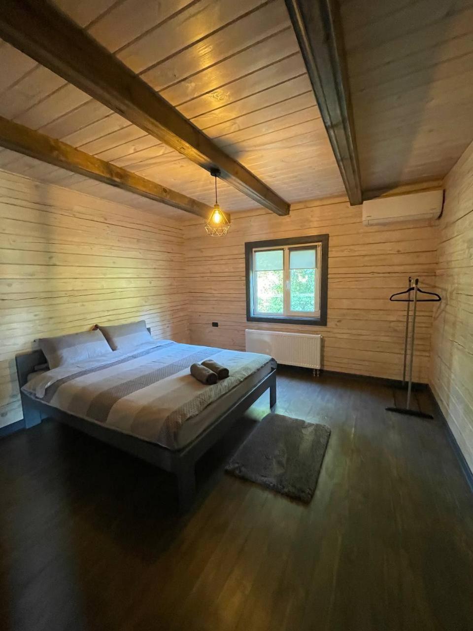 Guesthouse On The Lake With Bathhouse 70 Km From Kiev Makariv Exteriér fotografie