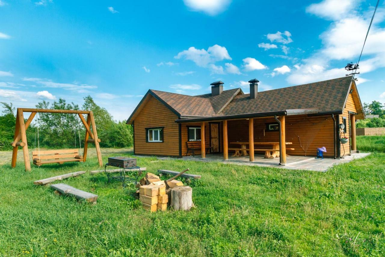 Guesthouse On The Lake With Bathhouse 70 Km From Kiev Makariv Exteriér fotografie