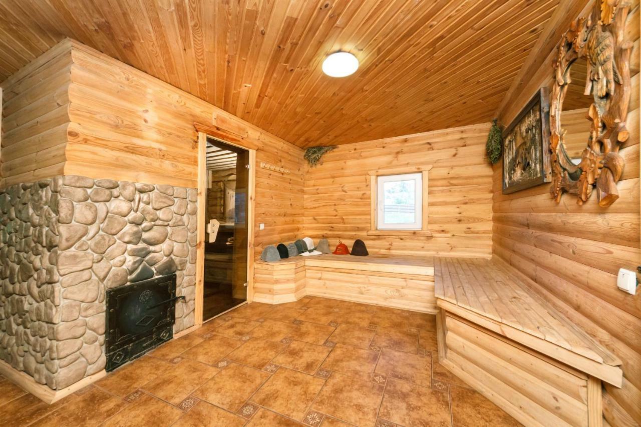 Guesthouse On The Lake With Bathhouse 70 Km From Kiev Makariv Exteriér fotografie
