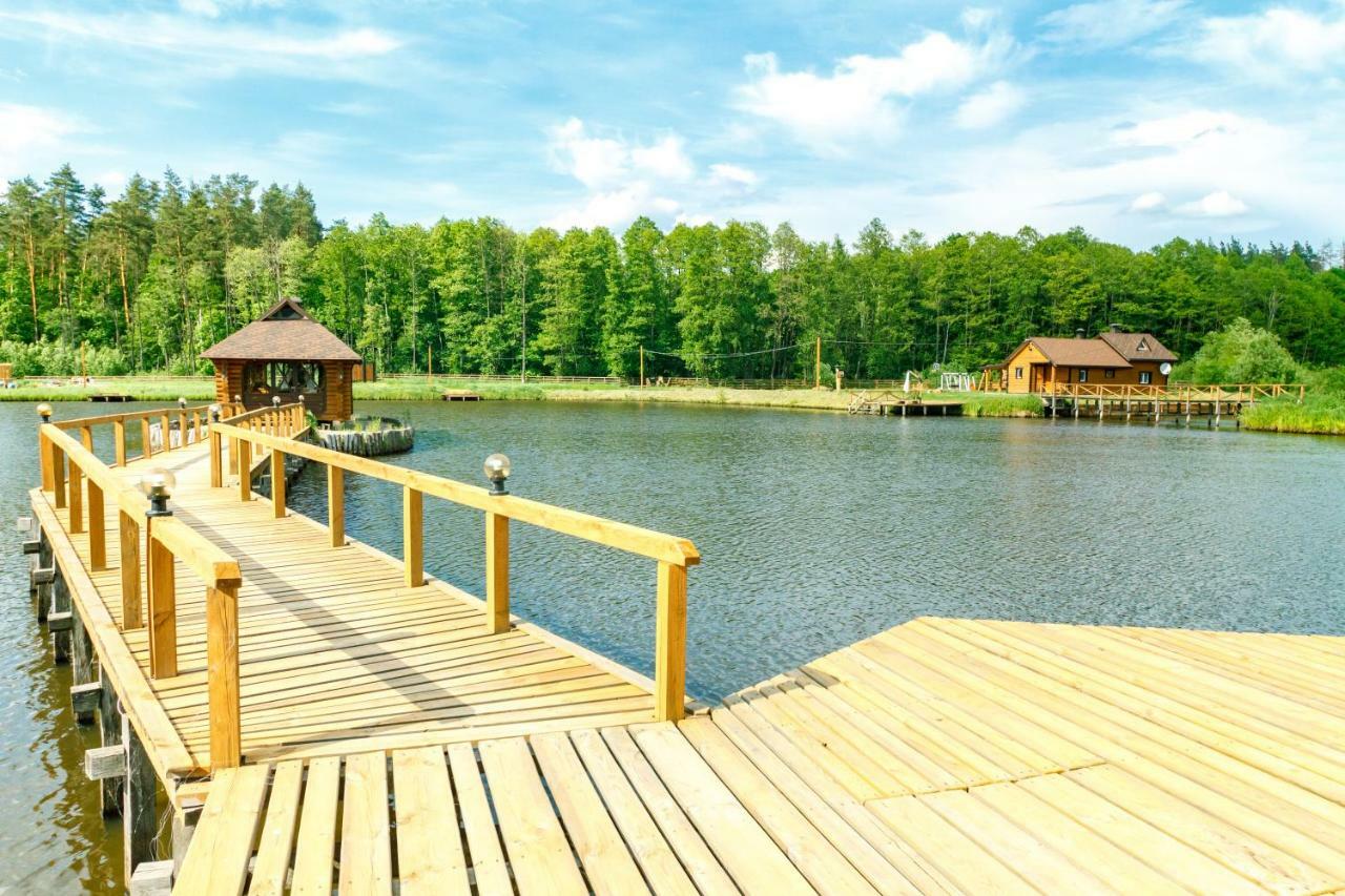 Guesthouse On The Lake With Bathhouse 70 Km From Kiev Makariv Exteriér fotografie
